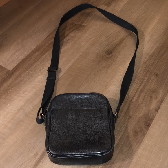 Hexagona leather messenger bag - Picture 5 of 13